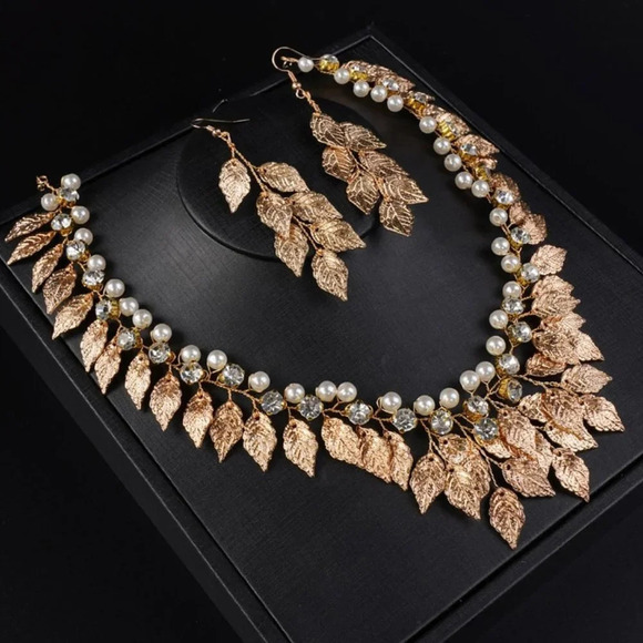 Handmade Bridal Headpiece 20% Off Sale main image 5